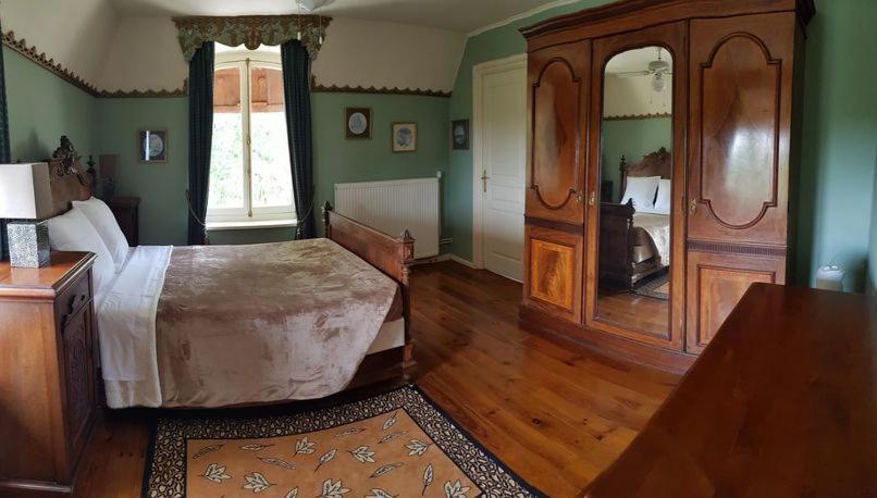 The Green Room At Chateau Joncasses Near Cahors, France Cambayrac Exteriör bild